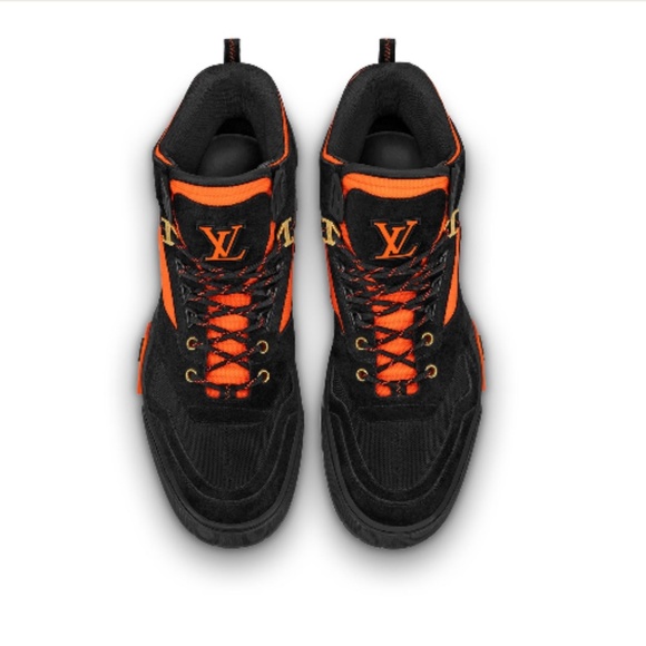 Louis Vuitton Hiking Ankle Boot - Picture 3 of 12